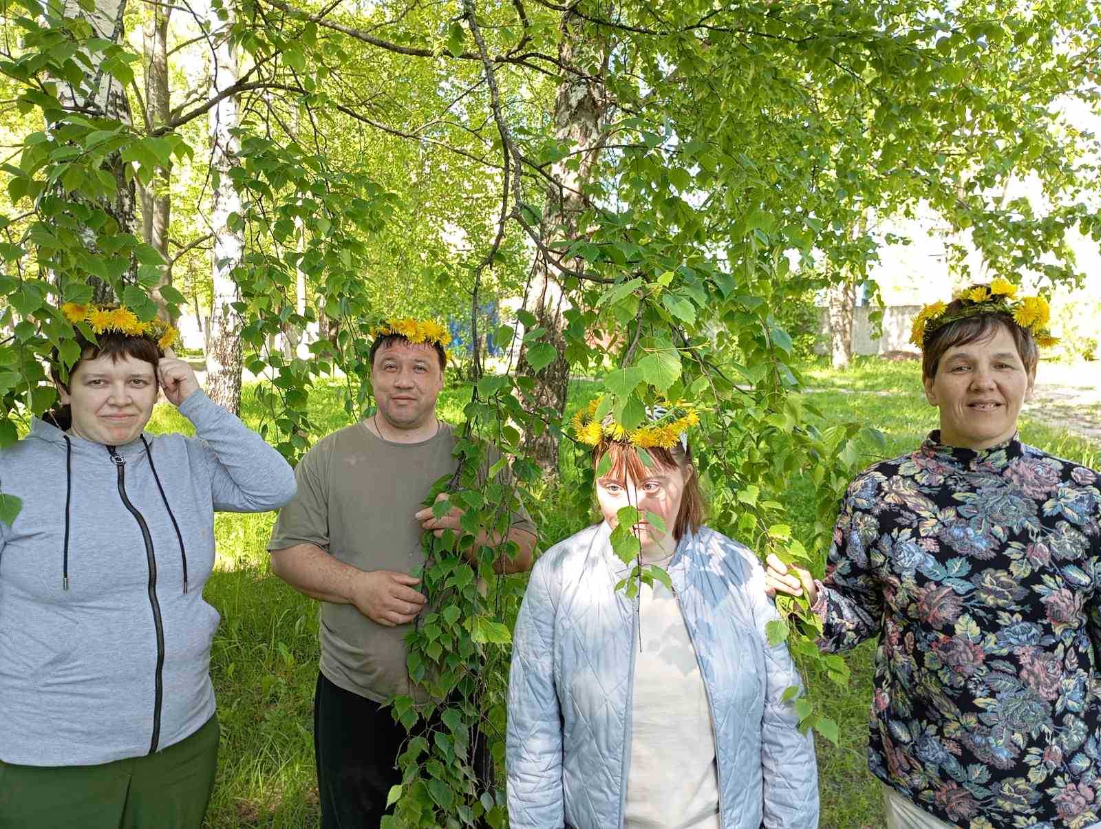 Прогулки.